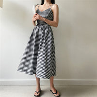 V-neck back strap check dress