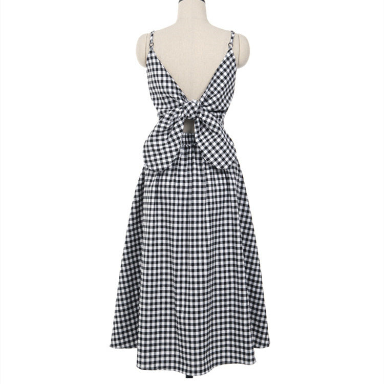 V-neck back strap check dress